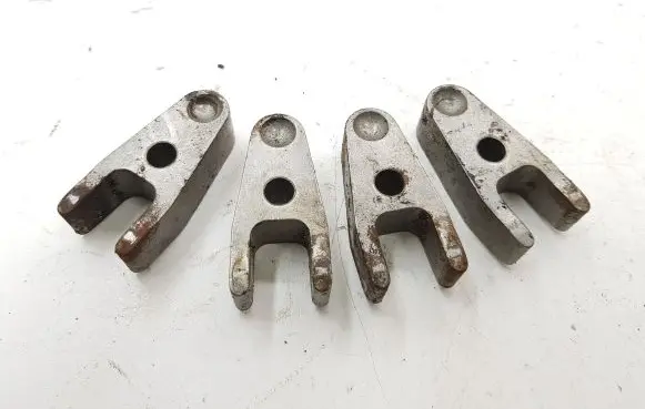Mercedes-Benz B W245 Fuel Injector clamp holder