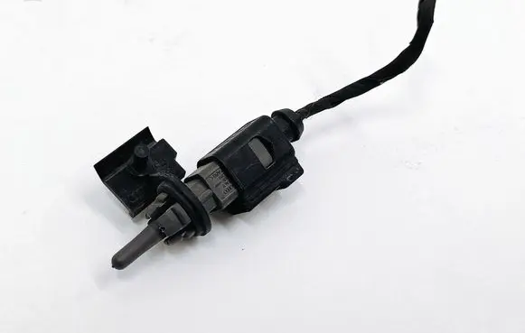 Audi A4 S4 B8 8K Outside/exterior temperature sensor 8Z0820535A