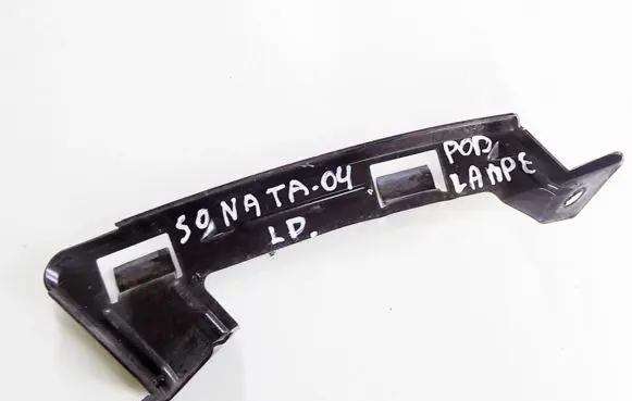 Hyundai Sonata Front bumper mounting bracket