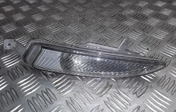 Opel Astra J Front indicator light 13367142