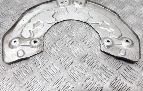 Mercedes-Benz GLC X253 C253 Front brake disc dust cover plate A0004213520