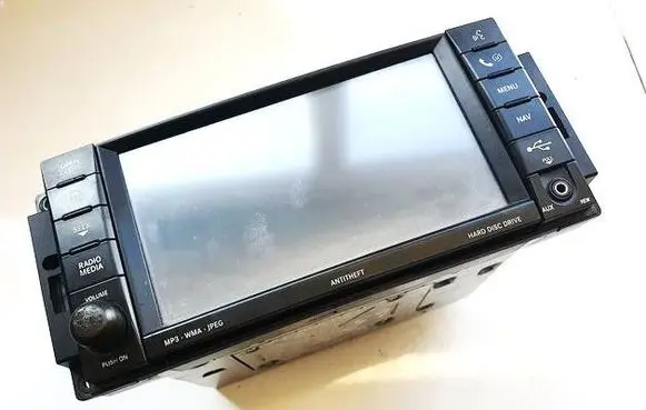 Chrysler 300 - 300C Radio/CD/DVD/GPS head unit p05064403ah