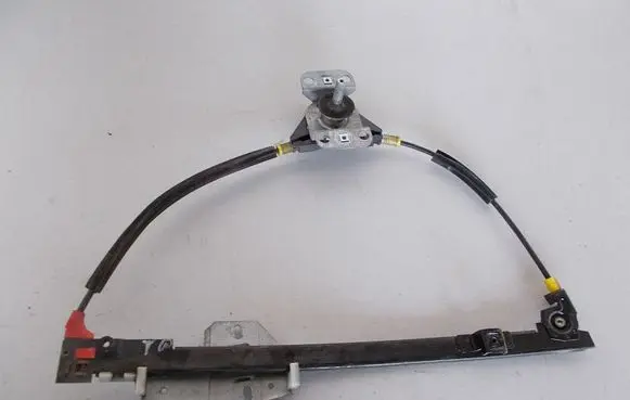 Volkswagen PASSAT B4 Rear door manual window regulator 