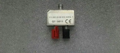 Mercedes-Benz S W221 Aerial antenna switch A2108202489