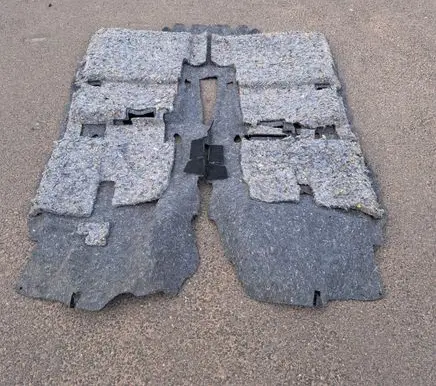 Toyota Avensis T270 Interior carpet 