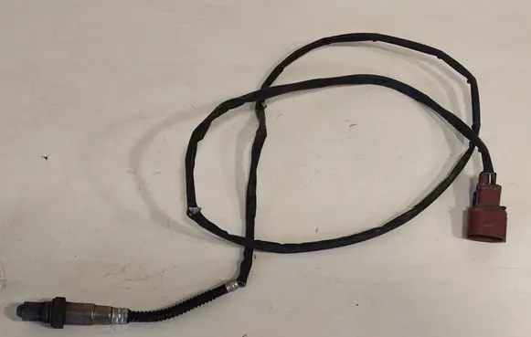 Audi A8 S8 D3 4E Lambda probe sensor 077906265AB