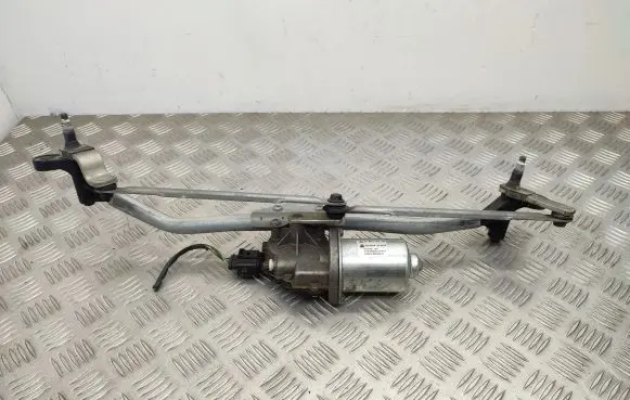 Skoda Roomster (5J) Front wiper linkage and motor 5J1955113B