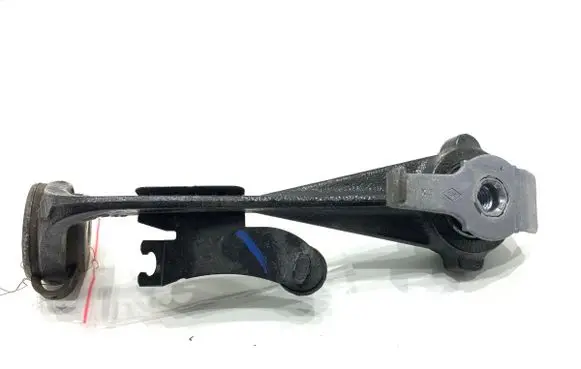Renault Trafic III (X82) Front control arm 479609732R