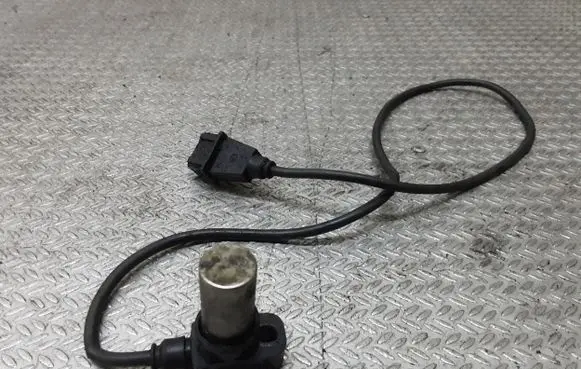 Audi A6 S6 C4 4A Crankshaft position sensor 078905381