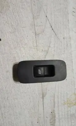 Volvo V40 Electric window control switch 31394840