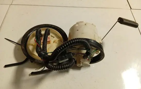Jaguar X-Type In-tank fuel pump 
