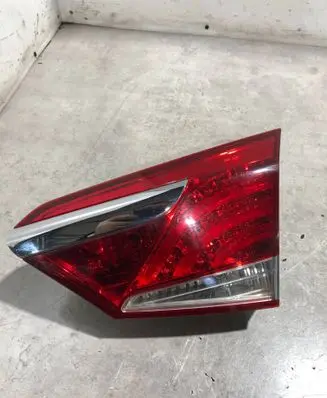 Hyundai i40 Tailgate rear/tail lights 924043Z001