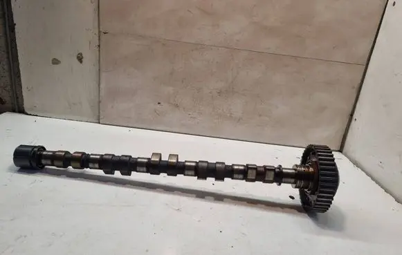 Volvo V70 Camshaft 1275362
