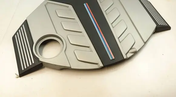 BMW X5M E70 Engine cover (trim) 7589646 52794510 5896460304