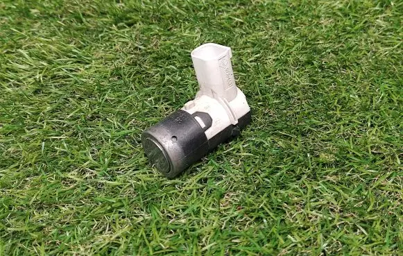 BMW 5 E60 E61 Parking PDC sensor 6940504 6938741