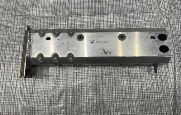 Maserati GranTurismo Front bumper shock/impact absorber M189
