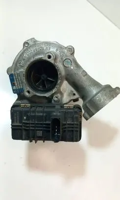 BMW 5 F10 F11 Turbo 8508091