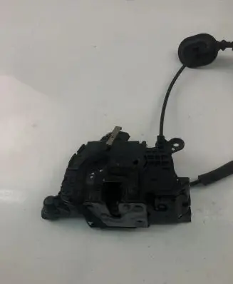 Renault Captur Coupe door lock (next to the handle) 805031332R