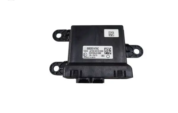 Chrysler Pacifica Gateway control module 068293147AC 068293147 F00HJ01888