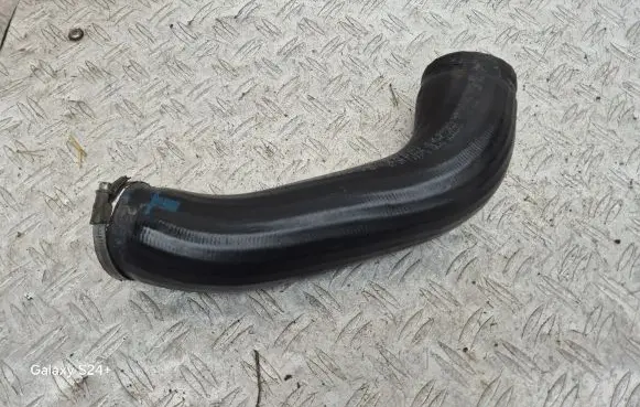 Volvo V60 Intercooler hose/pipe 31338560