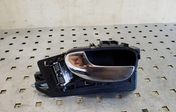 Front door interior handle