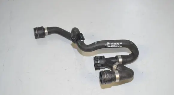 BMW i4 Engine coolant pipe/hose 8477901 17128477901