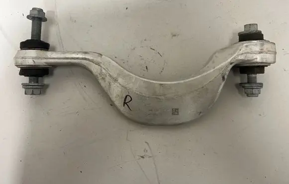 Rear upper control arm/wishbone