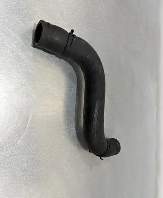 Chevrolet Trax Engine coolant pipe/hose 96966809