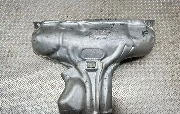 Dodge Durango III Heat shield in engine bay 31431804