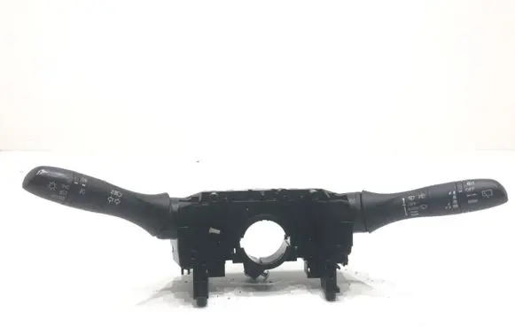 Wiper turn signal indicator stalk/switch