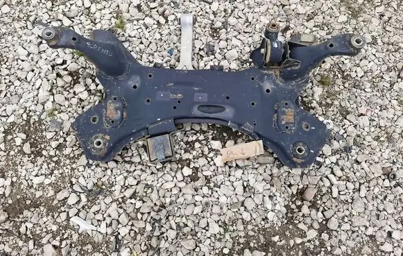 KIA Sorento Front axle beam 355353453534