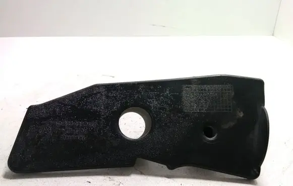 Volkswagen Caddy Fender mounting bracket 1T1823229
