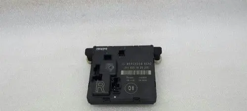 Mercedes-Benz E W211 Door control unit/module A2118201626