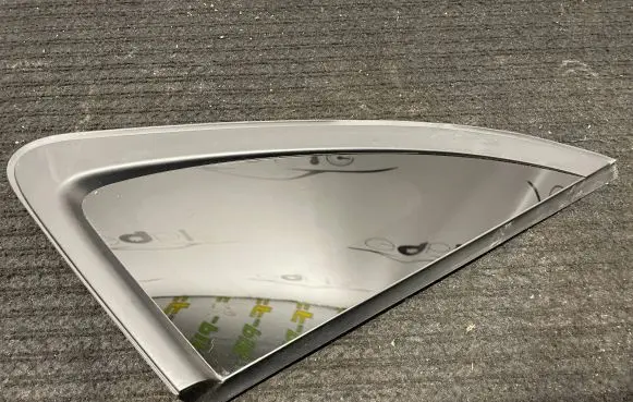 Hyundai Kona I Rear side window 87820J9000