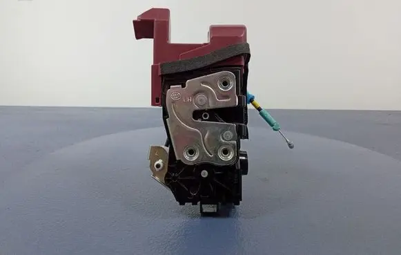 Hyundai Tucson IV NX4 Rear door lock 81410N7000
