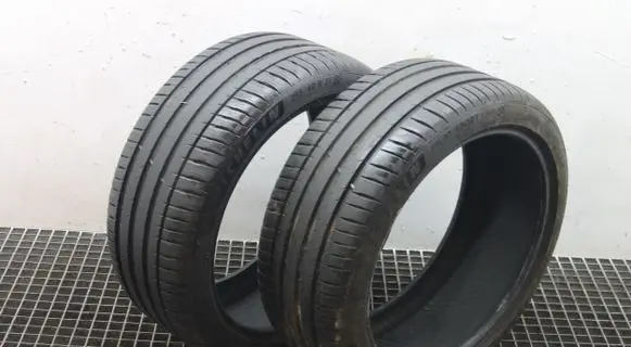 Mercedes-Benz EQC R21 summer tire 