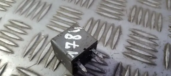 Hyundai XG Other relay 9523038000 95230-38000