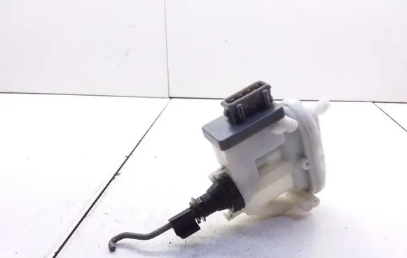 Volkswagen PASSAT B4 Central locking motor 3A0862153B