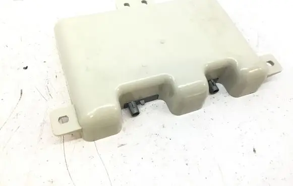 BMW 6 F12 F13 Aerial antenna amplifier 6957348