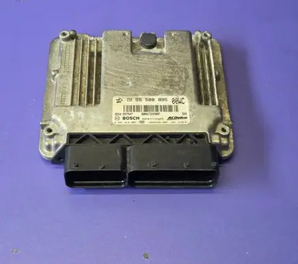 Opel Corsa D Engine control unit/module 0281019087 55588895 55579447