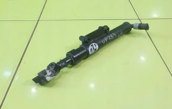 Volvo S80 Headlight washer pump PRZOD