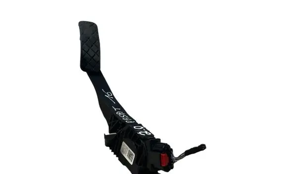 Volvo V60 Accelerator throttle pedal 5Q2723503D 6PV01062105