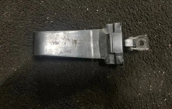 Skoda Superb B8 (3V) Front door check strap stopper 3V0837267