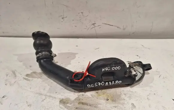Peugeot Partner Air intake hose/pipe 9657083280