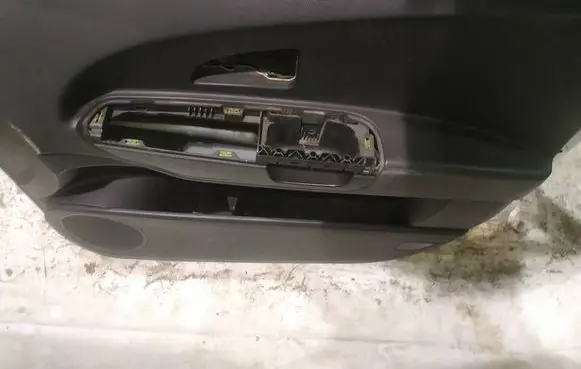 KIA Ceed Front door card panel trim 
