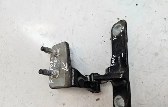 Land Rover Range Rover Sport L320 Tailgate/trunk/boot hinge CH3243001AA