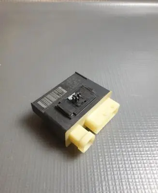 Peugeot Traveller Glow plug pre-heat relay 9652021180