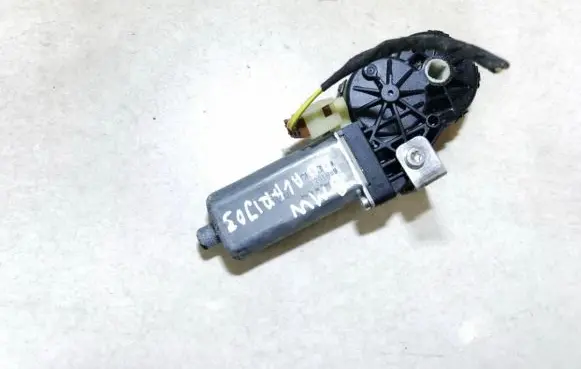 BMW 5 E60 E61 Seat adjustment motor 8316670