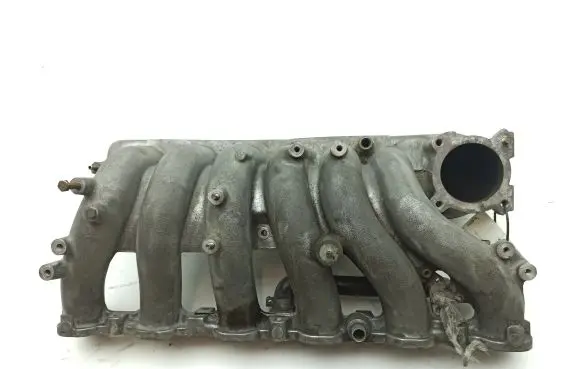 Mercedes-Benz S W116 Intake manifold R1101412901 1101412901