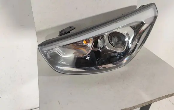 Hyundai ix35 Headlight/headlamp 921012SXXX 921012YXXX